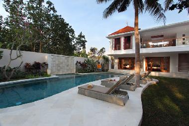 Villa in Canggu (Bali) or holiday homes and vacation rentals