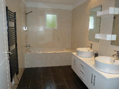 Holiday House in luzech (Lot) or holiday homes and vacation rentals