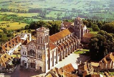 Holiday House in Vzelay (Yonne) or holiday homes and vacation rentals