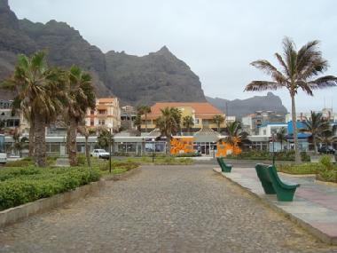 Bed and Breakfast in Ponta do Sol (Ribeira Grande) or holiday homes and vacation rentals