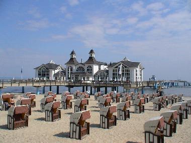 Holiday House in Ostseebad Baabe (Ostsee-Inseln) or holiday homes and vacation rentals