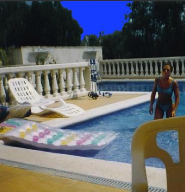 Holiday Apartment in CANTALLOPS (Girona) or holiday homes and vacation rentals