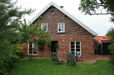 Holiday House in Dornumersiel (Nordsee-Festland / Ostfriesland) or holiday homes and vacation rentals