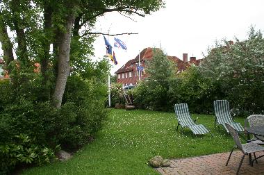 Holiday House in Dornumersiel (Nordsee-Festland / Ostfriesland) or holiday homes and vacation rentals