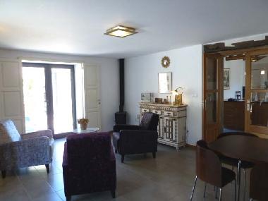 private lounge of room at groundfloor