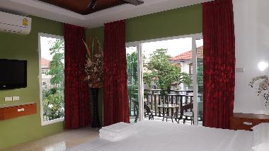 Holiday House in pattaya (Chon Buri) or holiday homes and vacation rentals