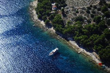 Holiday House in Grohote (Splitsko-Dalmatinska) or holiday homes and vacation rentals