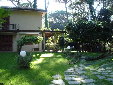 Villa in MArina Di Pietrasanta (Lucca) or holiday homes and vacation rentals