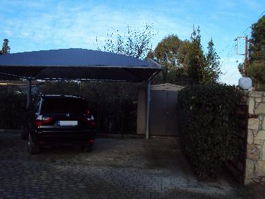 The parking and the garden house