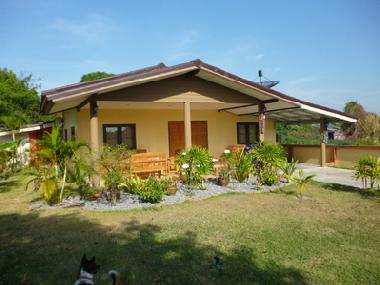Holiday House in Rayong / Ban Phe (Rayong) or holiday homes and vacation rentals