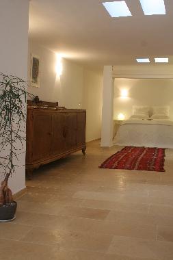 hall to the bed room