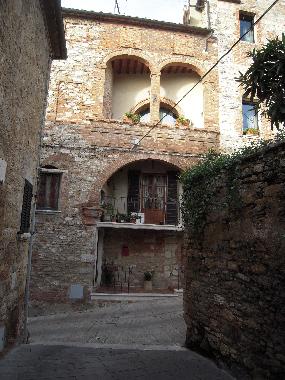 Holiday Apartment in Serre di Rapolano (Siena) or holiday homes and vacation rentals