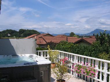 just relax in our whirlpool and admire the stars in the evening