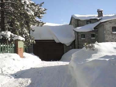 Access to garage under the snow