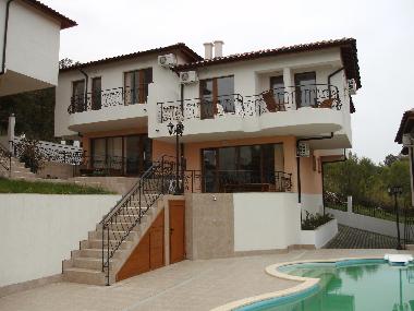 Holiday Apartment in Primorsko (Burgas) or holiday homes and vacation rentals