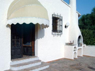 Bed and Breakfast in Moraira (Alicante / Alacant) or holiday homes and vacation rentals
