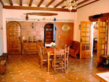 Bed and Breakfast in Moraira (Alicante / Alacant) or holiday homes and vacation rentals