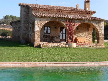 Villa in Camallera (Girona) or holiday homes and vacation rentals