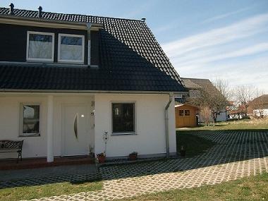 Holiday House in Glowe (Ostsee-Inseln) or holiday homes and vacation rentals