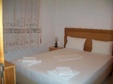 Ground floor bedroom with double bed