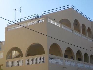 Holiday Apartment in Kerrsering (Banjul) or holiday homes and vacation rentals