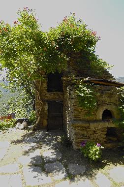 Holiday House in Malarce sur la Thines (Ardèche) or holiday homes and vacation rentals
