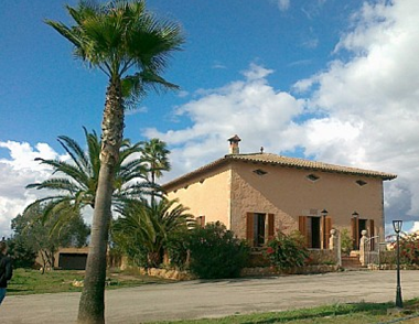 Villa in Sant Jordi (Mallorca) or holiday homes and vacation rentals