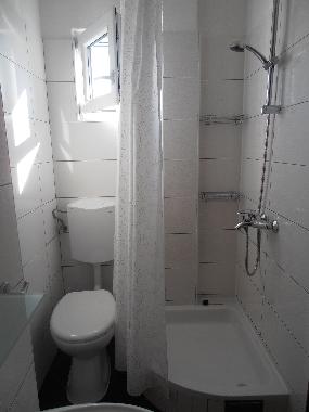 A2(3+2) bathroom
