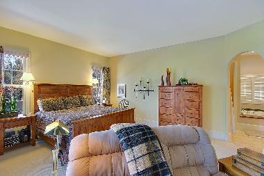 Master Bedroom -2