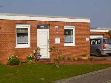 Holiday House in Dornumersiel (Nordsee-Festland / Ostfriesland) or holiday homes and vacation rentals