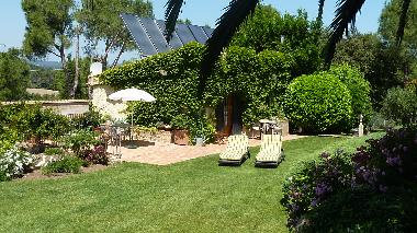 Holiday House in Peratallada (Girona) or holiday homes and vacation rentals