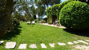 Holiday House in Peratallada (Girona) or holiday homes and vacation rentals