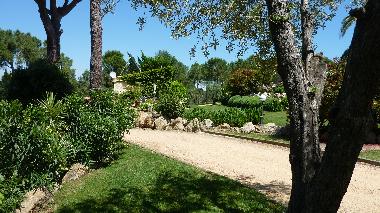 Holiday House in Peratallada (Girona) or holiday homes and vacation rentals