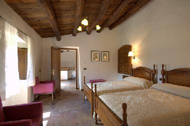 Villa in Fonteta (Girona) or holiday homes and vacation rentals