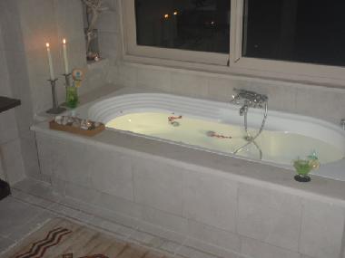 bathtube & jacuzzi