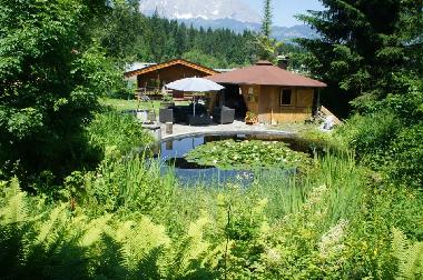 Lounge at the searose pond