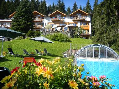 Gartenhotel Rosenhof bei Kitzbhel mit Pool