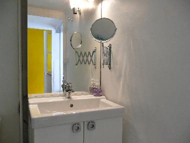 Holiday Apartment in Marseille (Bouches-du-Rh�ne) or holiday homes and vacation rentals