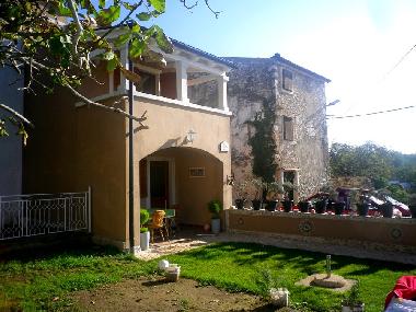 Holiday House in Brtonigla (Istarska) or holiday homes and vacation rentals