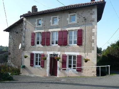 Bed and Breakfast in Exideuil sur Vienne (Charente) or holiday homes and vacation rentals