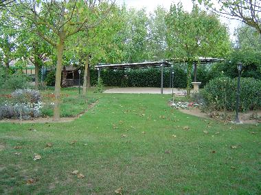 Villa in Fonteta (Girona) or holiday homes and vacation rentals