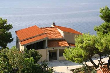 Holiday Apartment in Marusici (Splitsko-Dalmatinska) or holiday homes and vacation rentals