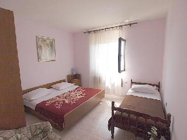 Holiday Apartment in Marusici (Splitsko-Dalmatinska) or holiday homes and vacation rentals
