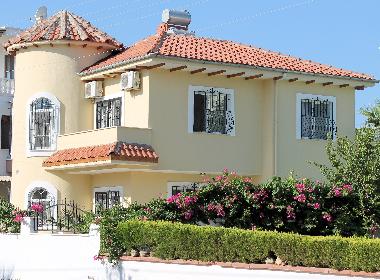 Villa in Didim (Aydin) or holiday homes and vacation rentals