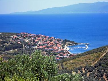 Pirgadikia and the view to Sithonia peninsula (28km to the northeast)