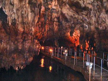 Petralona cave (76km to the north)