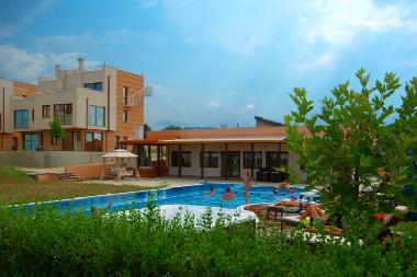 Holiday Apartment in Oasis (Burgas) or holiday homes and vacation rentals