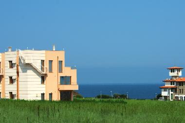 Holiday Apartment in Oasis (Burgas) or holiday homes and vacation rentals