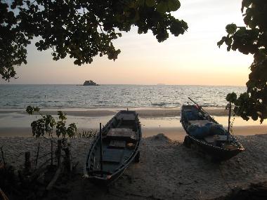 Holiday Apartment in Mae Phim (Rayong) or holiday homes and vacation rentals