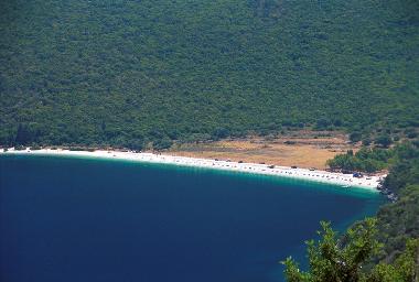 Antisamos beach